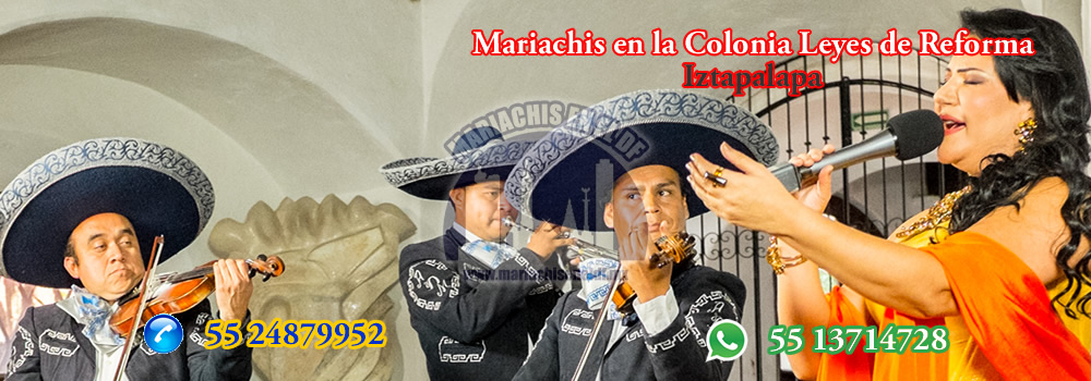 Mariachis en La Colonia Leyes de Reforma